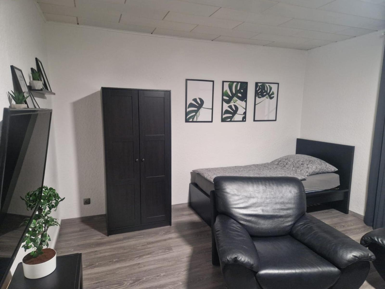 Ferienwohnung Am See Dillich - Ruhige Lage - Eigener Garten - Direkt Neben Einem Natursee Borken  Extérieur photo