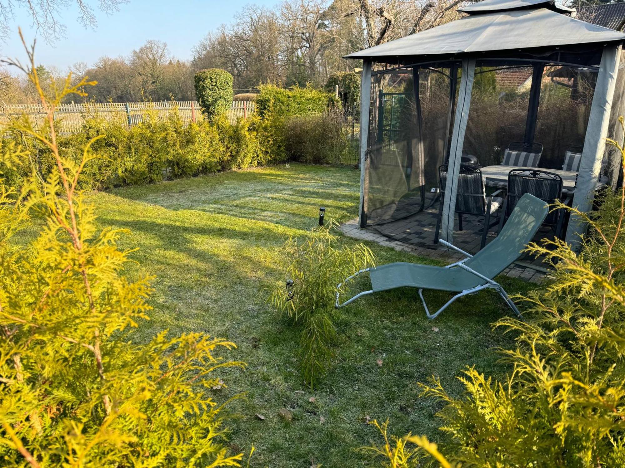Ferienwohnung Am See Dillich - Ruhige Lage - Eigener Garten - Direkt Neben Einem Natursee Borken  Extérieur photo